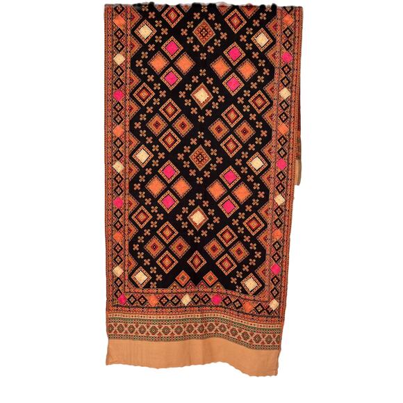 Home Decor Handi Craft Palace Table Runner 81" x 29" - Picture 1 of 7